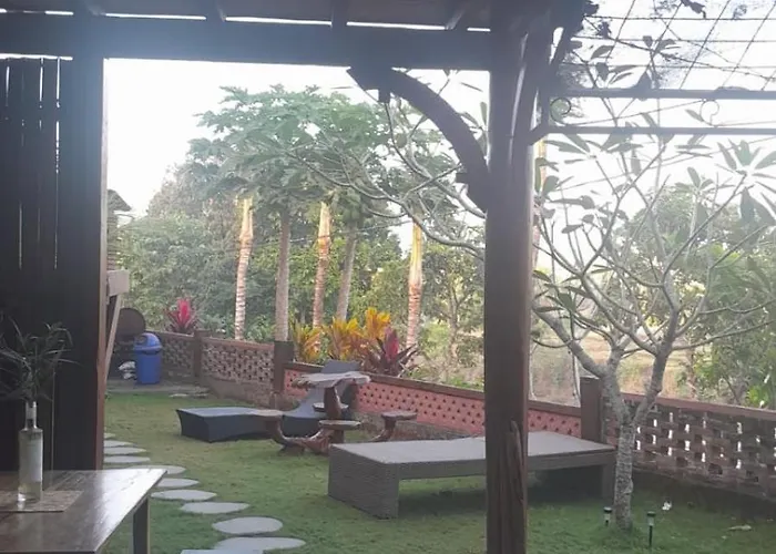 Riverside Medewi 3*